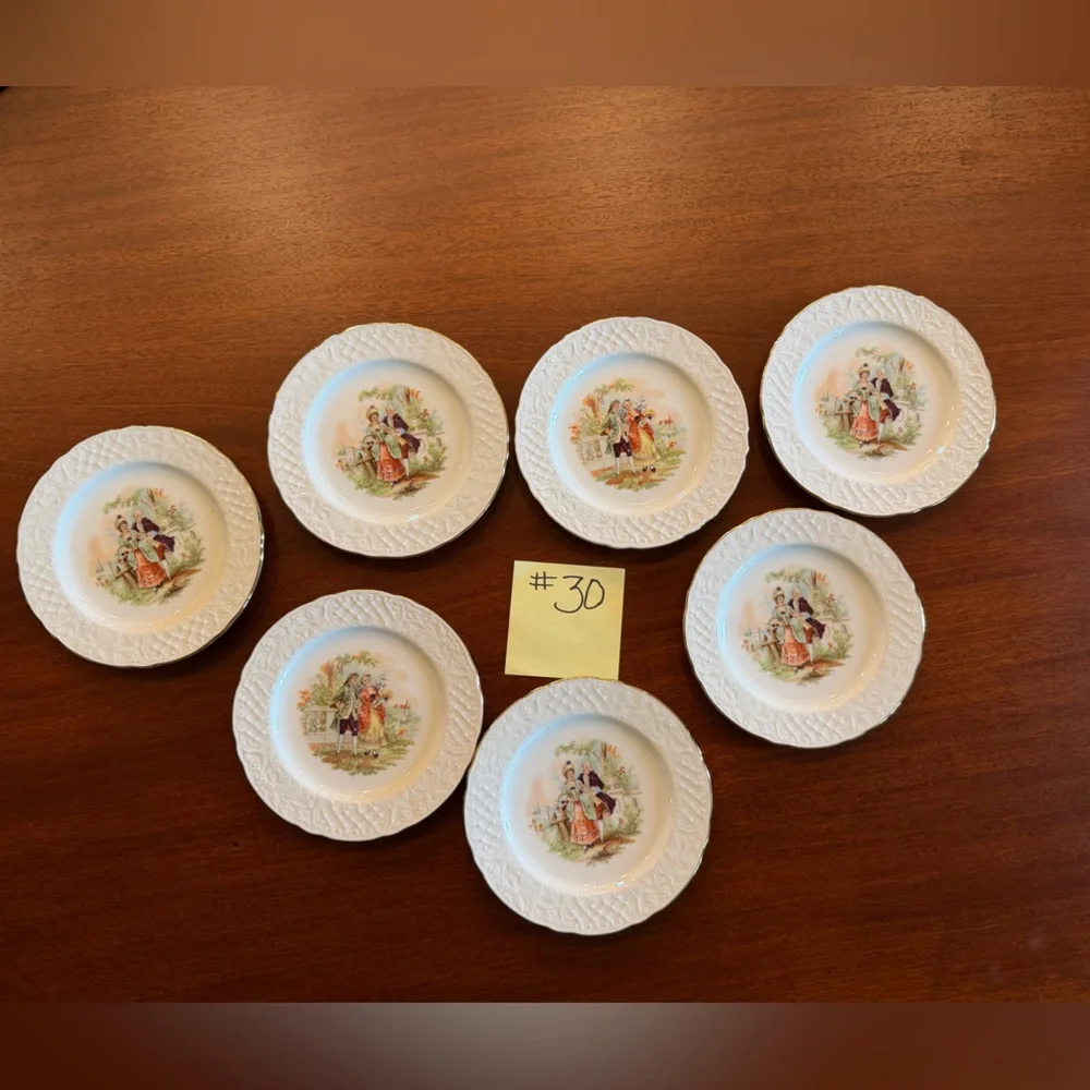 Schumann Arzberg Bavaria porcelain dessert plates